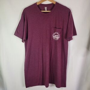 Tofino Surf Shop Men's Maroon Graphic T-Shirt